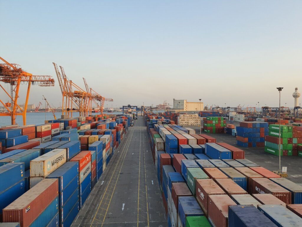 מכסים, מלחמות סחר ו-Reshoring בשרשרת האספקה | Tariffs, trade wars and reshoring